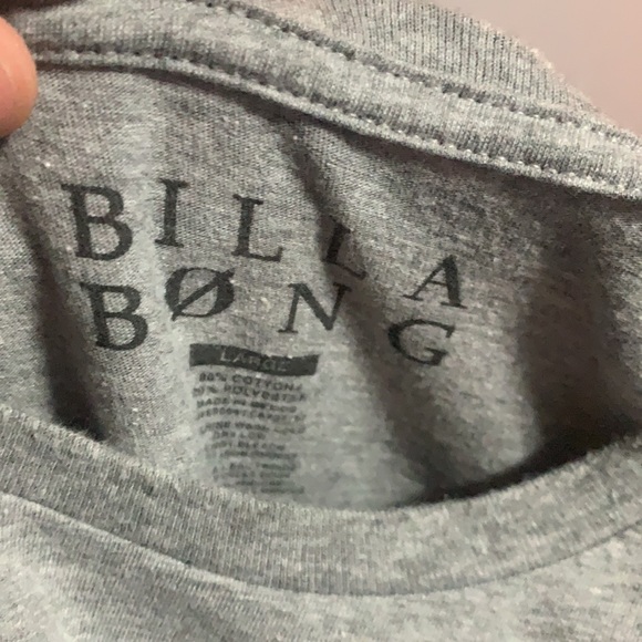 Billabong t shirt, size large. - Picture 3 of 3
